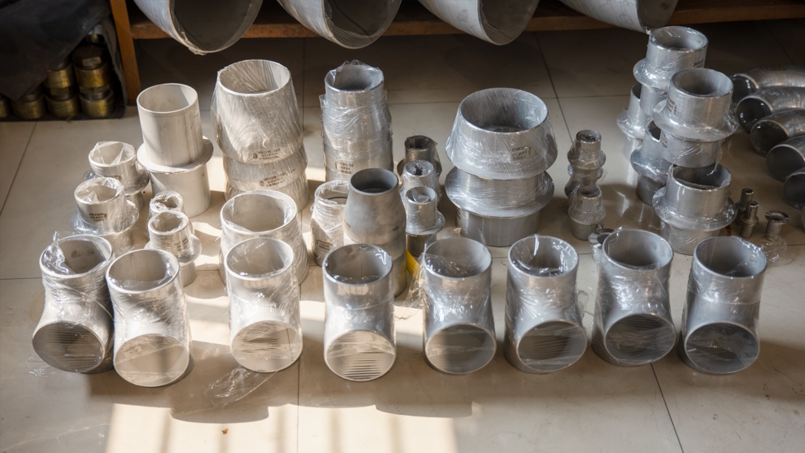 Inconel vs Hastelloy Fittings: Which High Nickel Alloy is Right for Your Project?